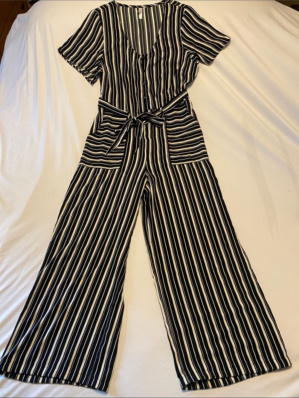 Xhilleration Striped V-Neck Wide-Leg Jumpsuit with Tie Waist - Black/cream